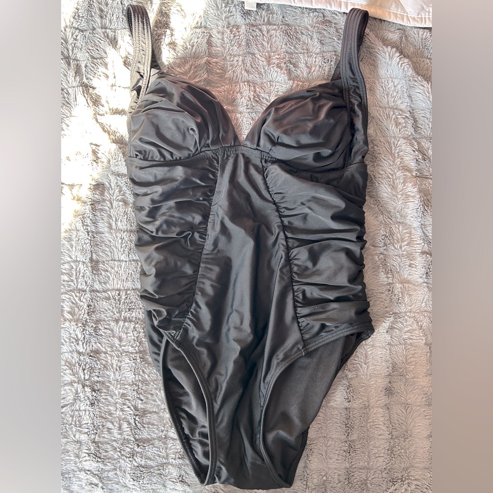 *NEW* Venus Black One-Piece Swimsuit